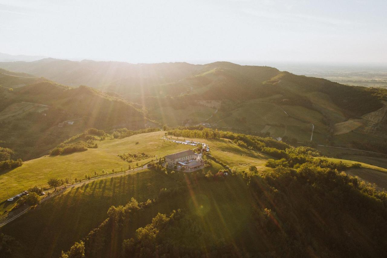 Parco Di Montebello 콰트로 카스텔라 외부 사진
